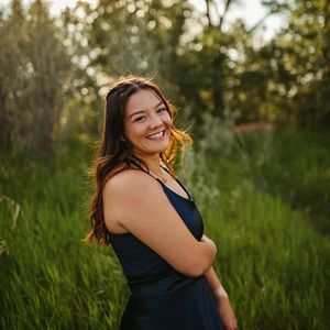 Meet your Posher, Stephanie